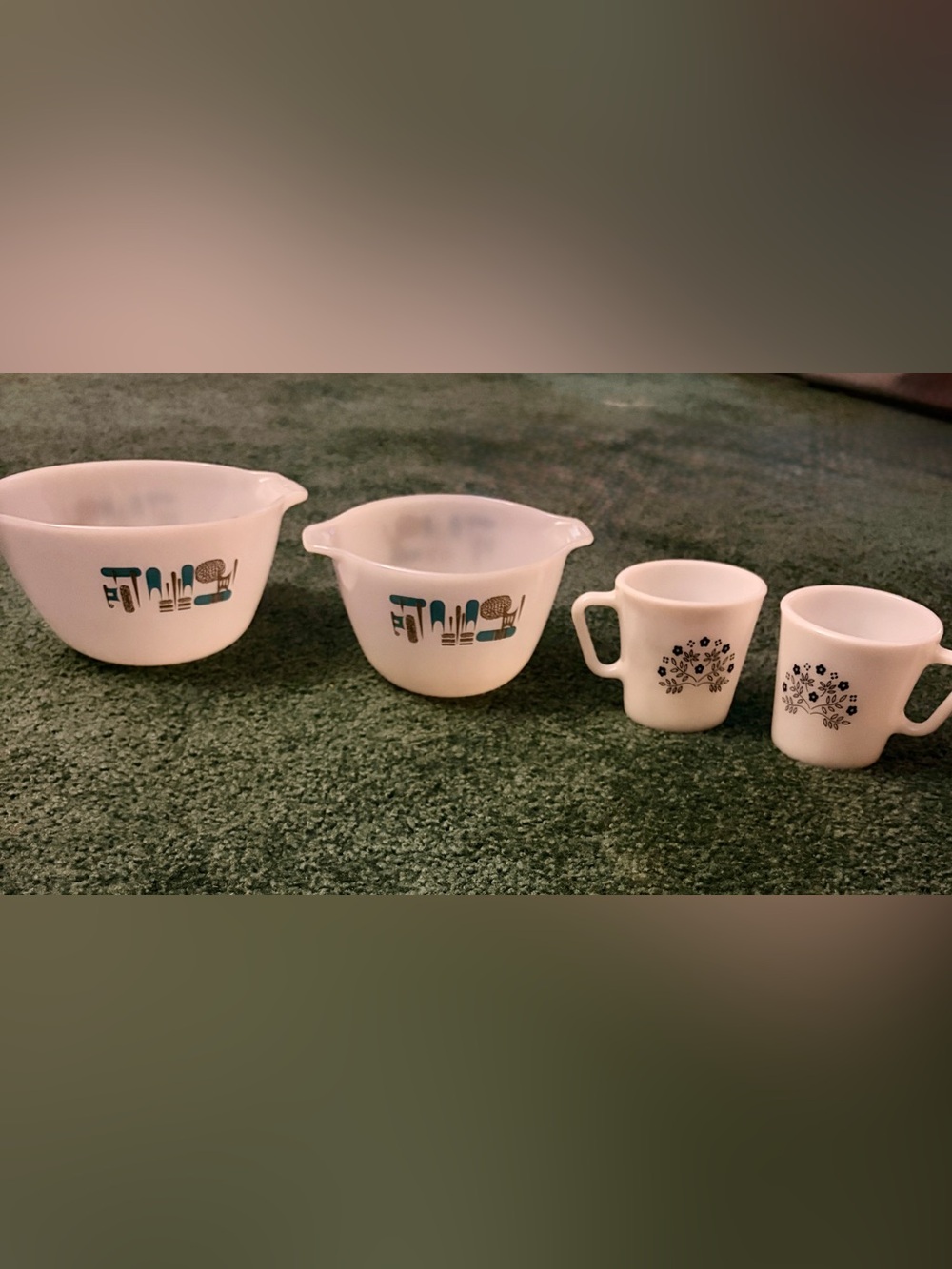 🔥Very RARE SET Vintage Fire-King Blue Heaven Atomic 6"bowl 9" bowl / 2 PYREXmugs